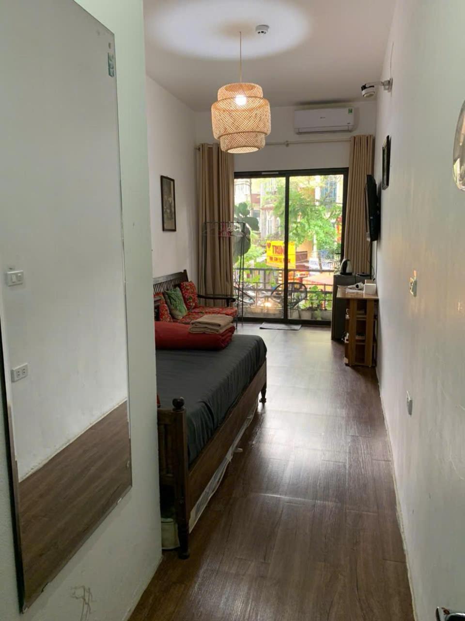 Nusmile Home & Travel 22 Hang Non, Old Town Hanoi Buitenkant foto